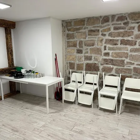 Проживание в семье Monteurszimmer Renix Heilbronn Brackenheim