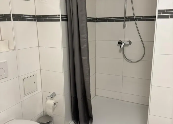 Monteurszimmer Renix Heilbronn Habitación en casa particular